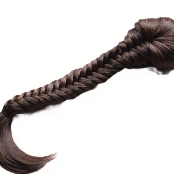 Fishtail Braid 22” Hair Extension - Picture 3 of 5